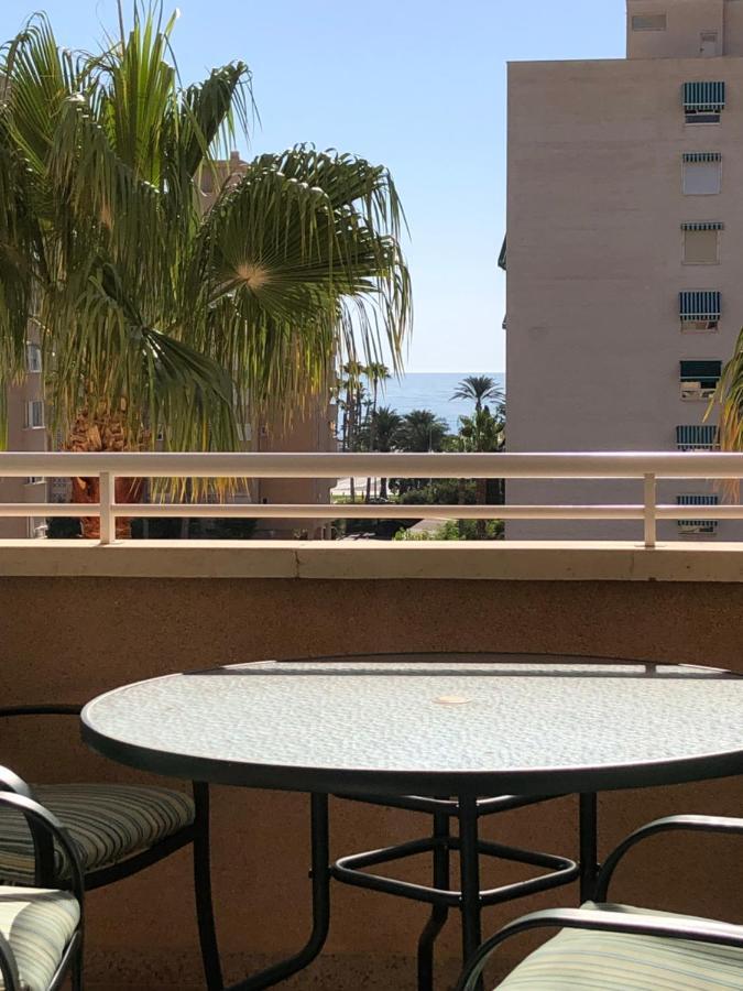 Precioso apartamento en Urbanización junto al mar. Alicante Exterior foto